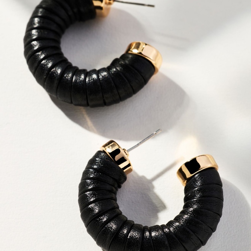 Elegant Black and Gold Hoop Earrings